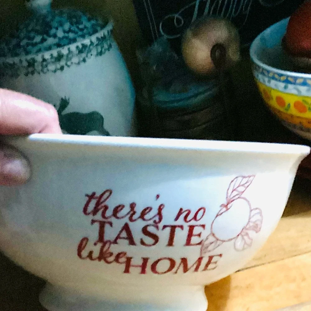 Crate & Barrel REALLY RED RETIRED EPLC 10 1/2”